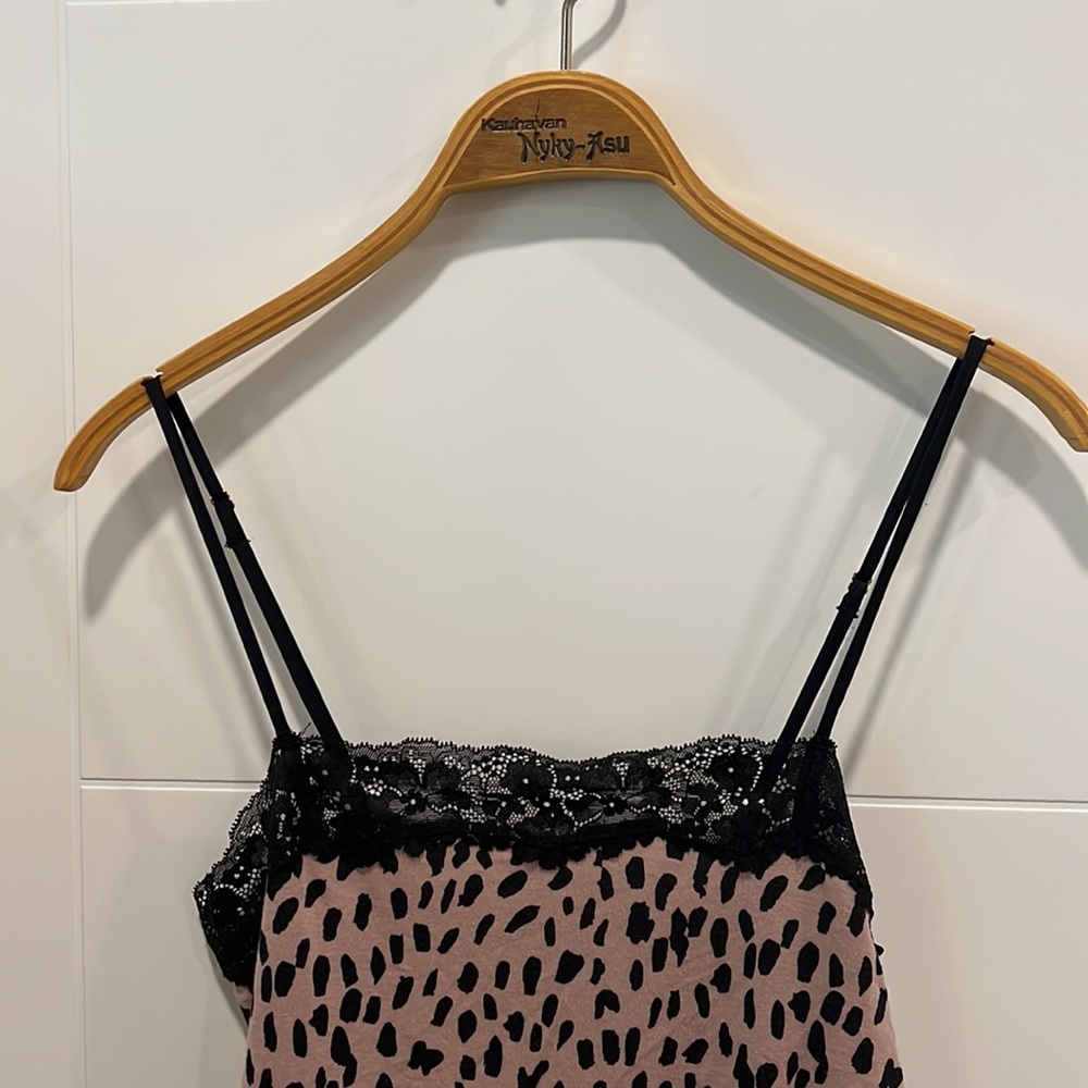 Heavenly by Victoria Secret cami size XS - Picture 4 of 7